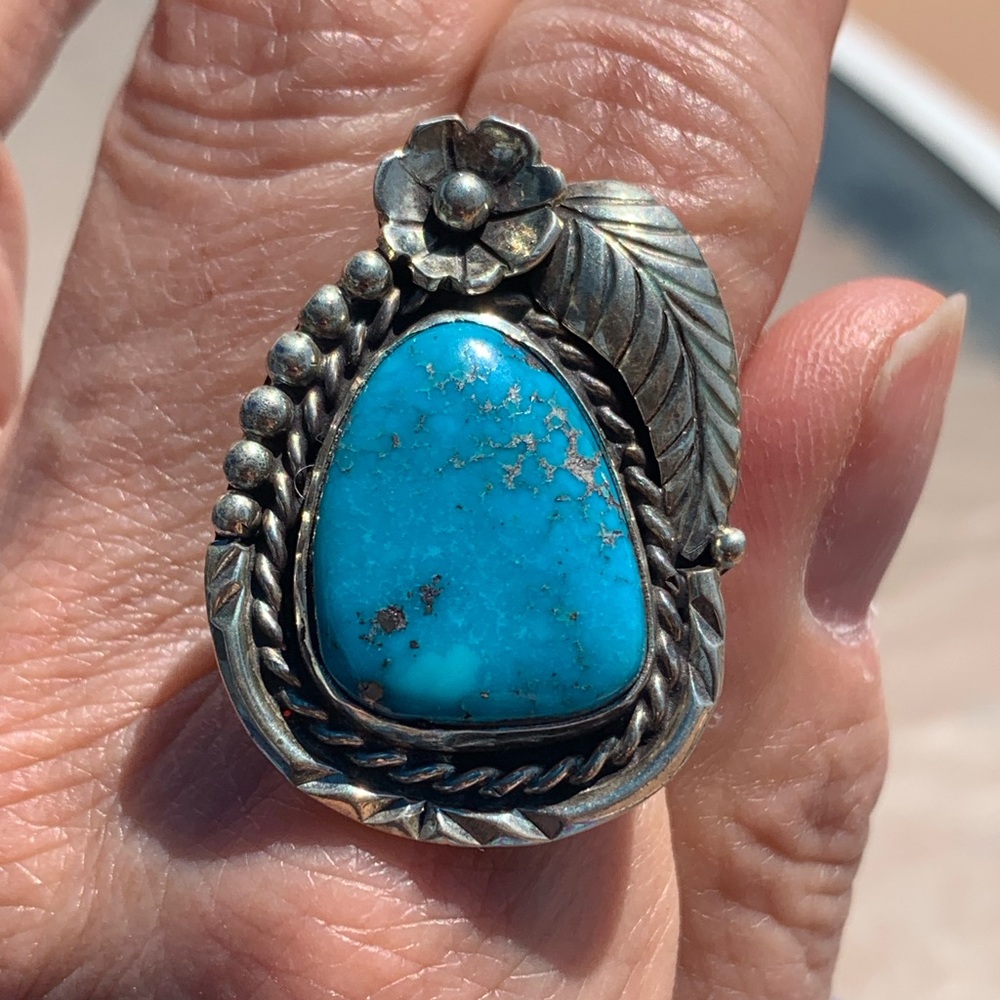 Vintage Navajo Turquoise Squash Blossom Ring